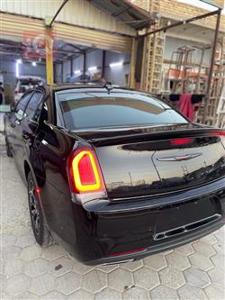 کرایسلەر 300